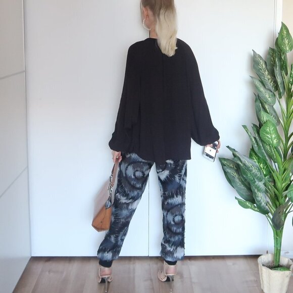 J. Crew 100% Viscose Black Long Wide Sleeve Blouse / Shirt / Top XL - Picture 8 of 11